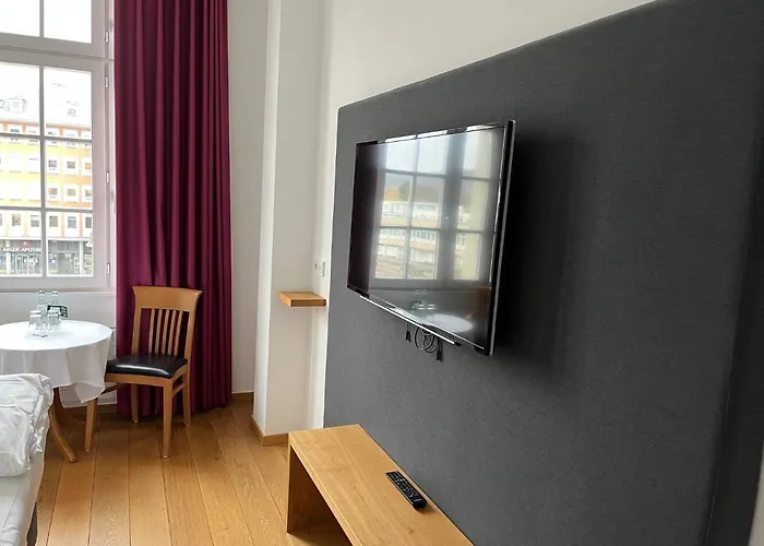 Roemischer Kaiser 酒店 特里尔