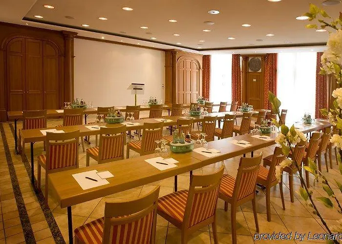 Roemischer Kaiser 酒店 3*